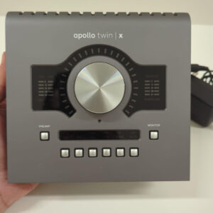 Yamaha HS7 package with Apollo and TLM 103