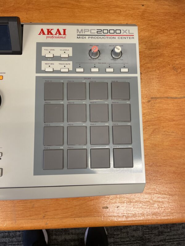 Vintage Akai Mpc 2000XL - Image 3