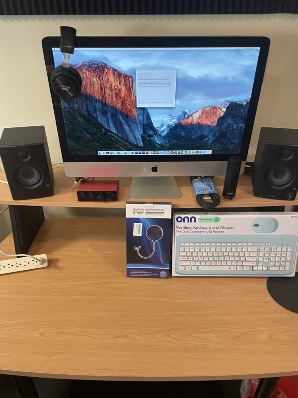 Recording/ Podcast special, full equipped  studio